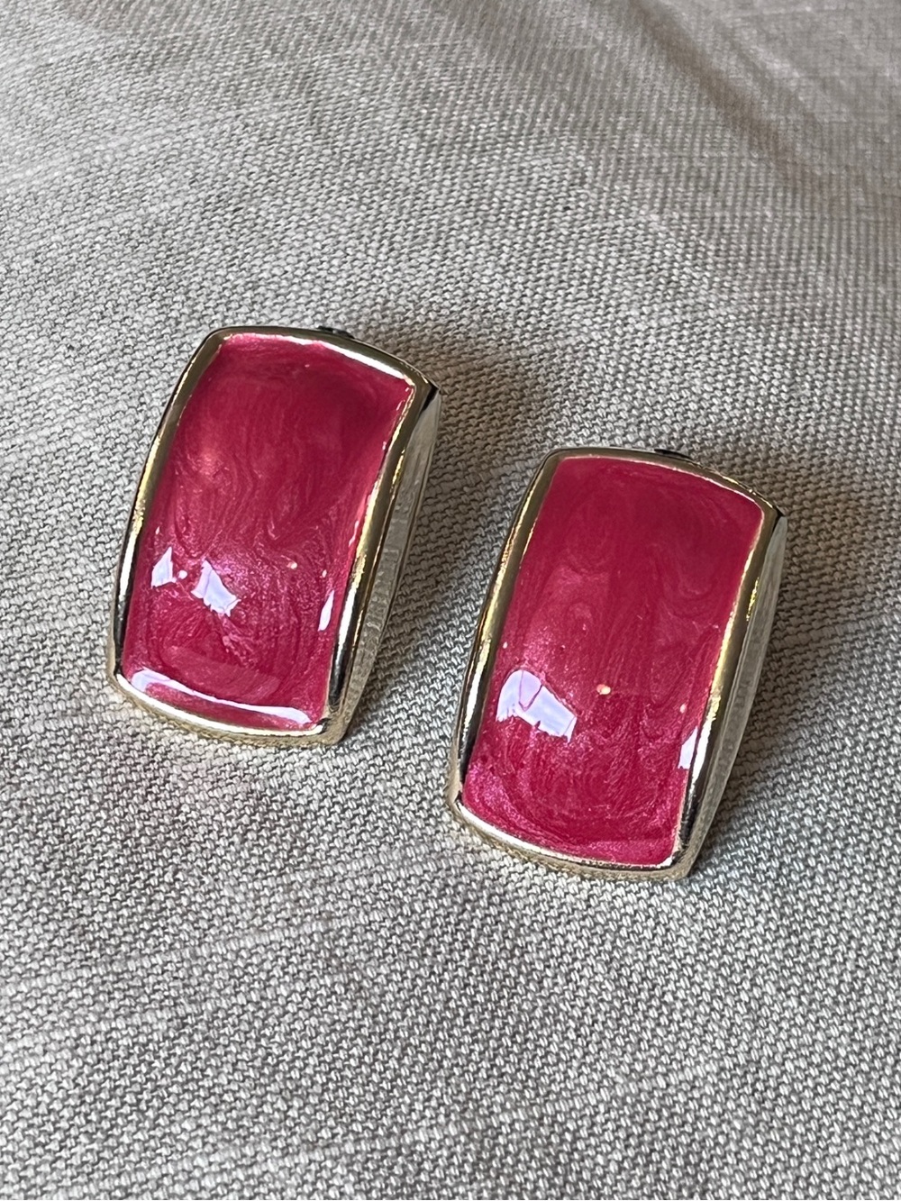 Vintage red earring